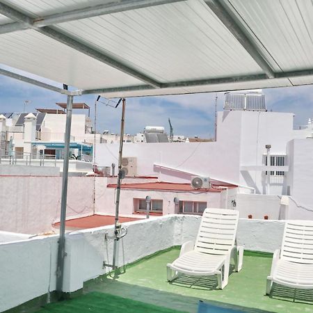 Habitacion Velarde โกนิล เด ลาฟรอนเตรา ภายนอก รูปภาพ